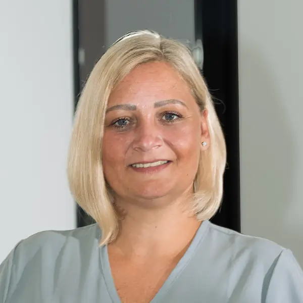Kieferorthopädie Mülheim - Mitarbeiterin
